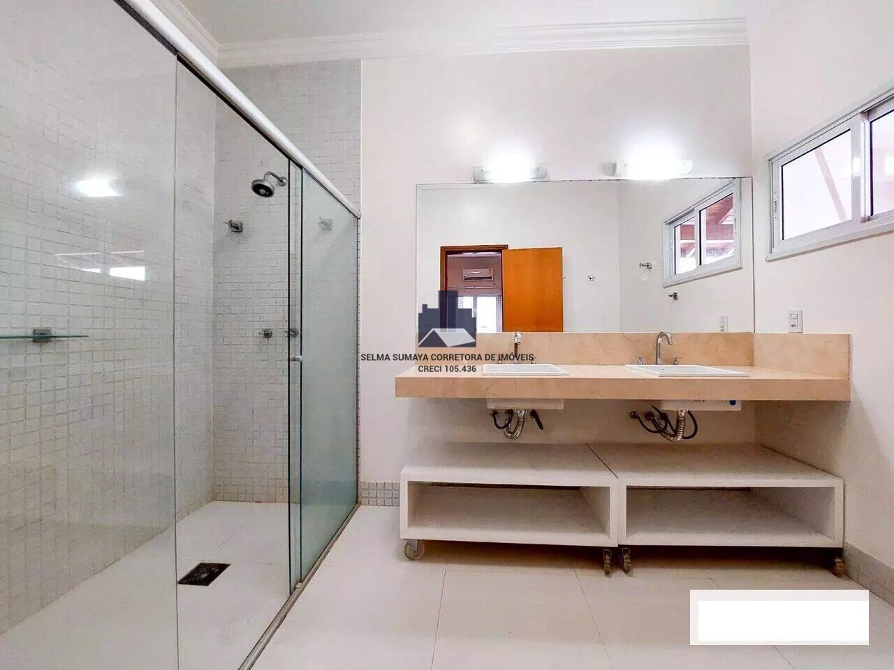 Casa de Condomínio com 4 quartos à venda, 320m² — foto 9 de 21