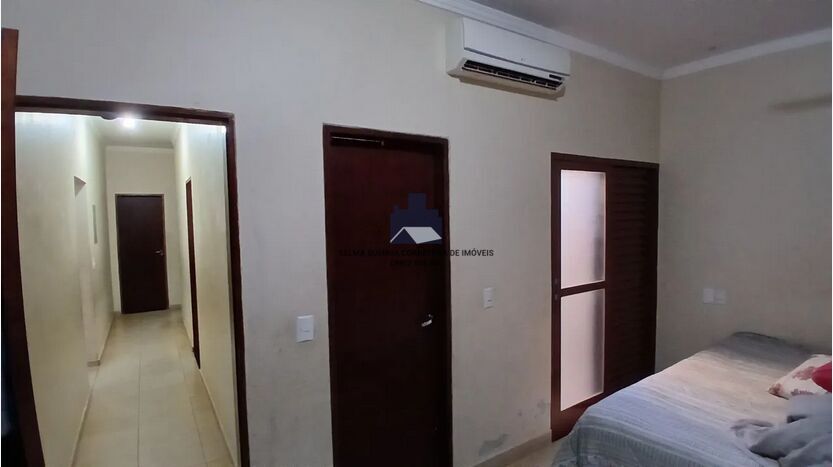 Casa com 3 quartos à venda, 130m² — foto 4 de 7