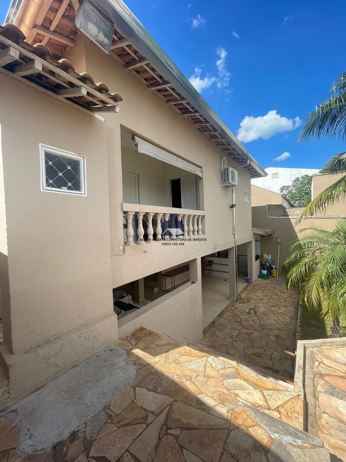 Casa com 3 quartos à venda, 230m² — foto 9 de 13