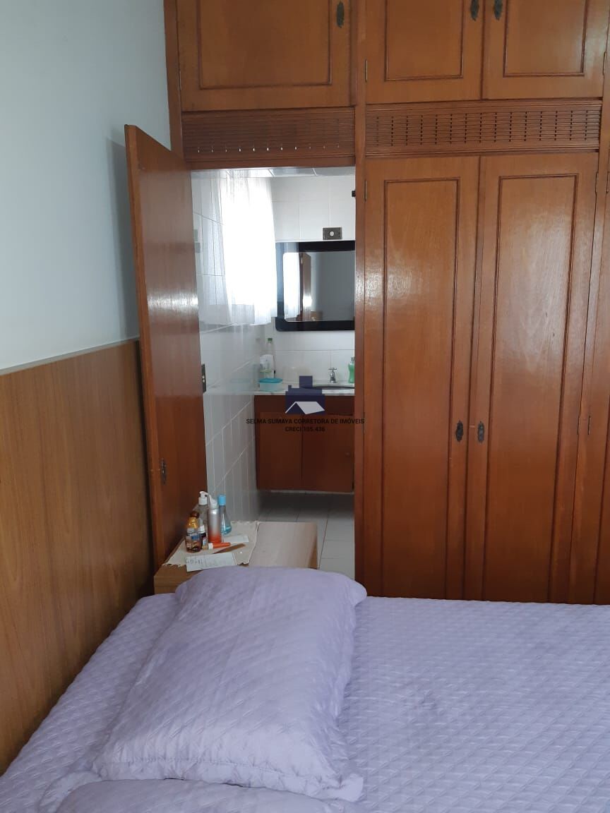 Casa com 3 quartos à venda, 240m² — foto 19 de 28