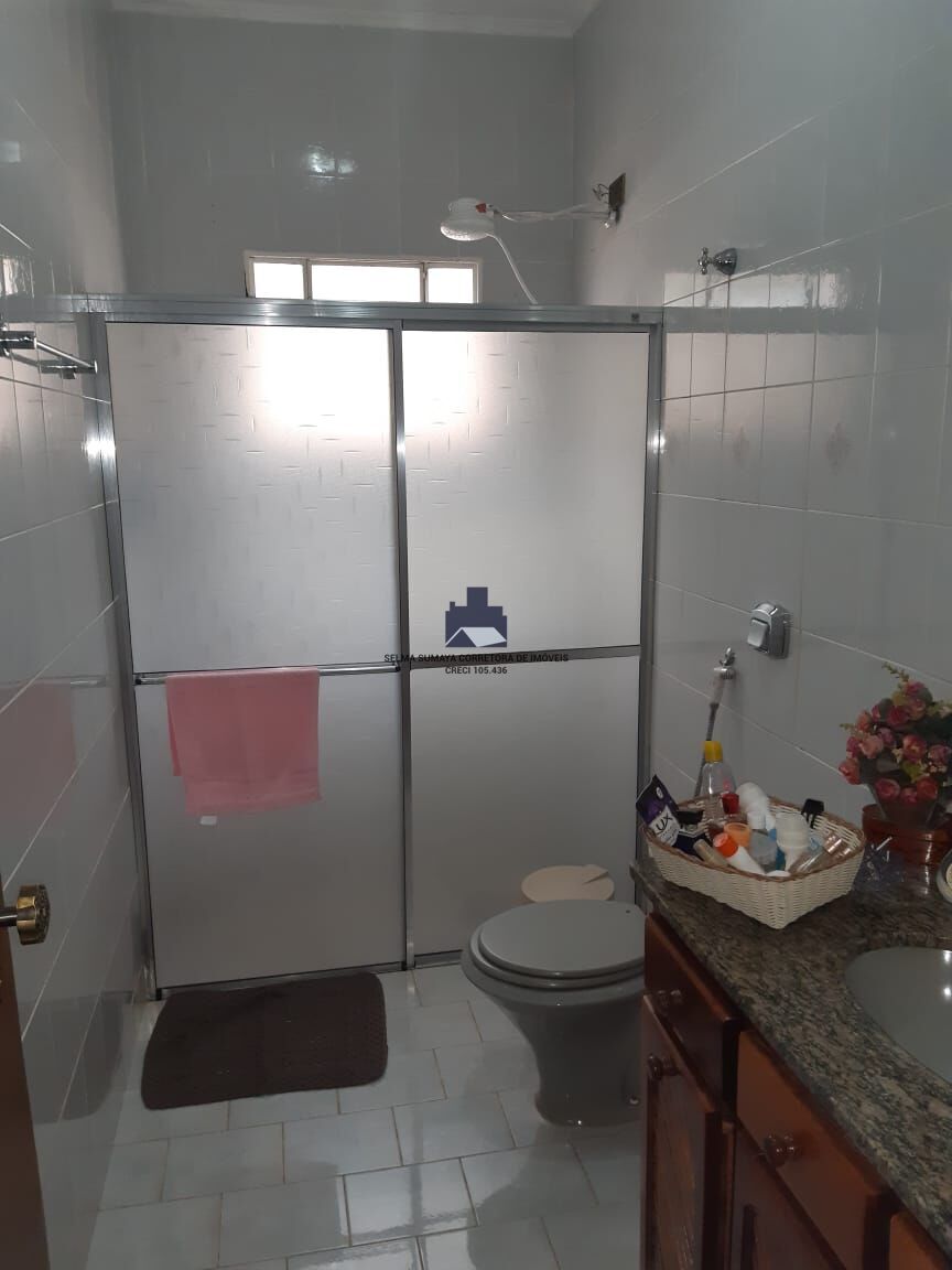 Casa com 3 quartos à venda, 240m² — foto 5 de 28