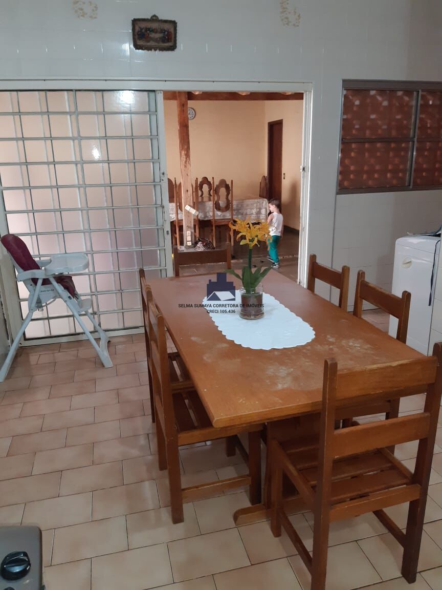 Casa com 3 quartos à venda, 240m² — foto 6 de 28