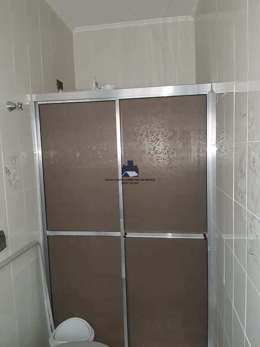 Casa com 3 quartos à venda, 240m² — foto 18 de 28