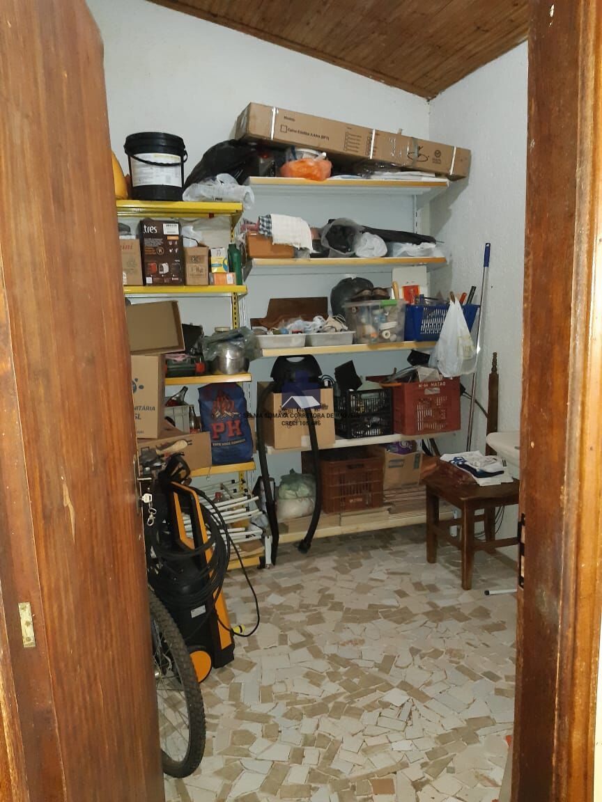 Casa com 3 quartos à venda, 240m² — foto 28 de 28