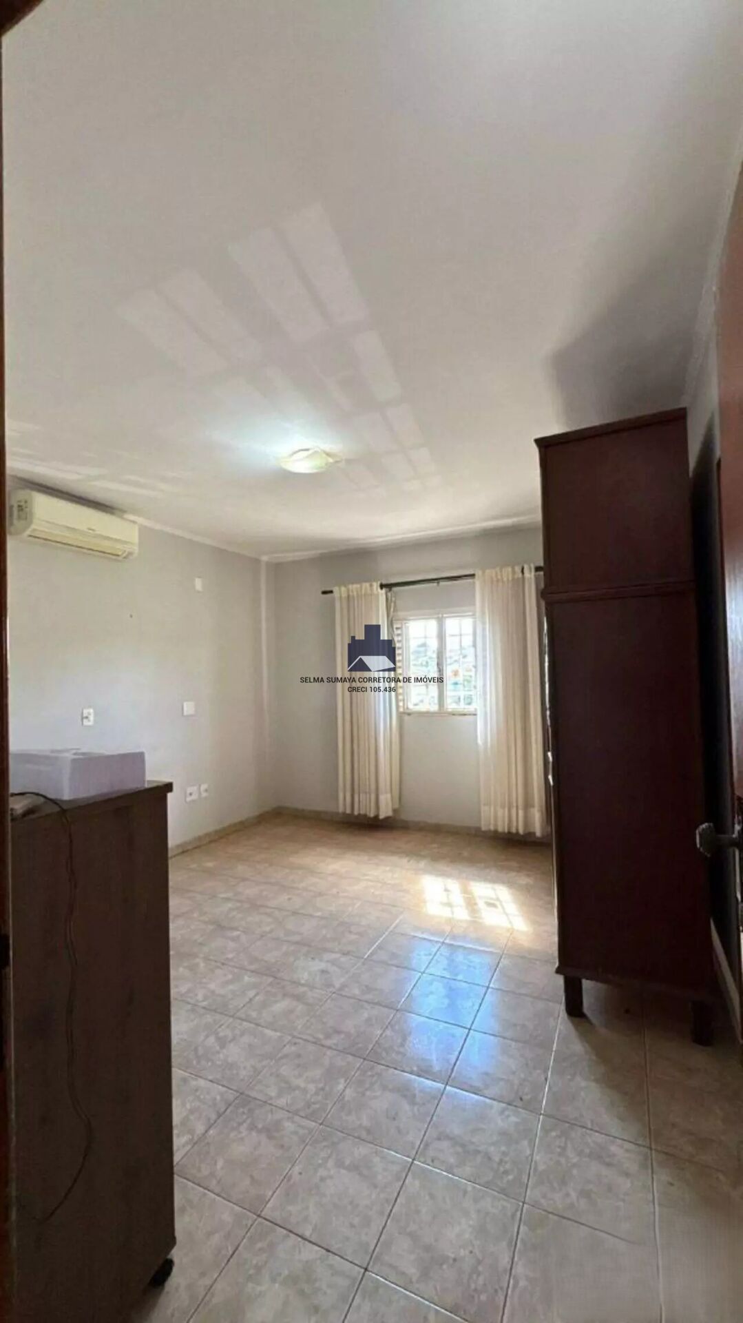 Casa com 3 quartos à venda, 355m² — foto 25 de 28