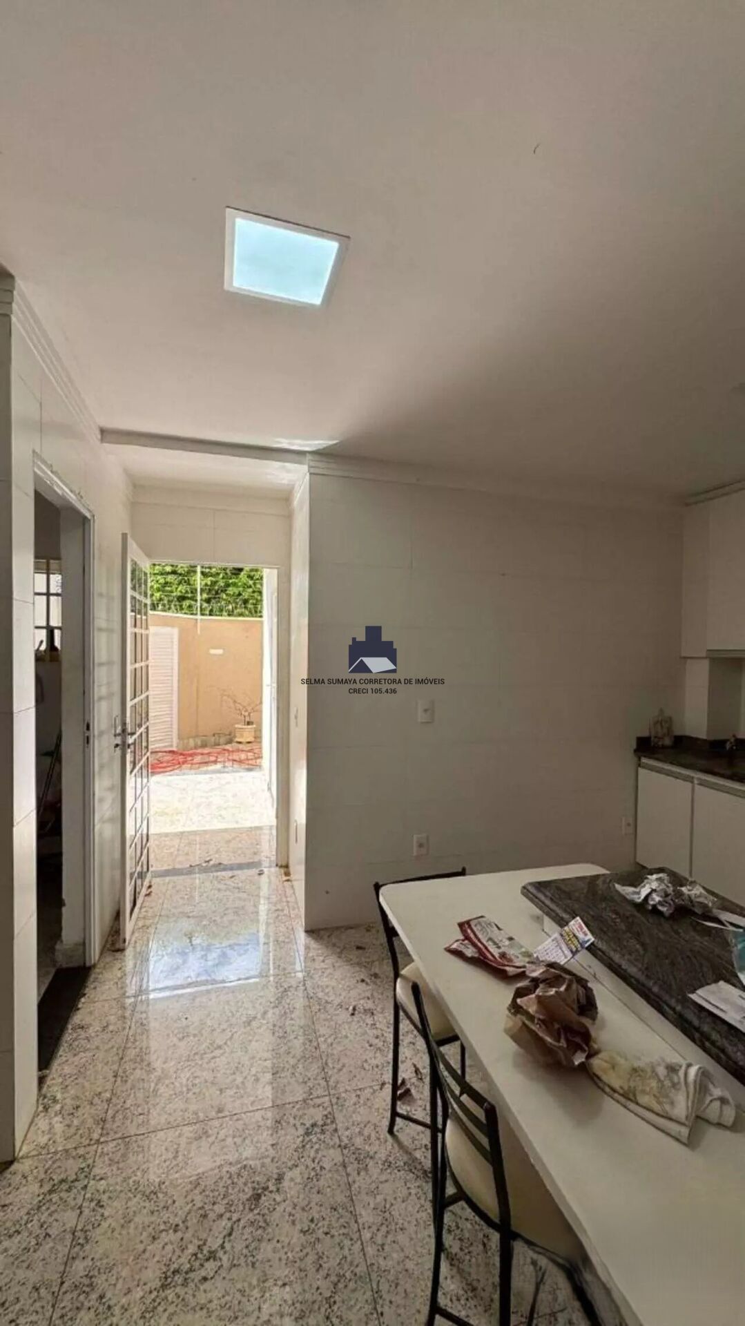Casa com 3 quartos à venda, 355m² — foto 23 de 28