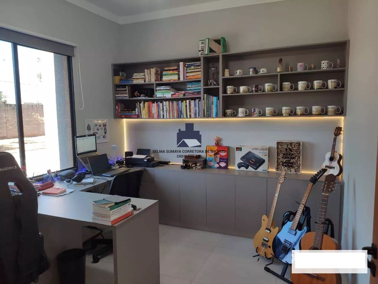Casa de Condomínio com 4 quartos à venda, 240m² — foto 4 de 22