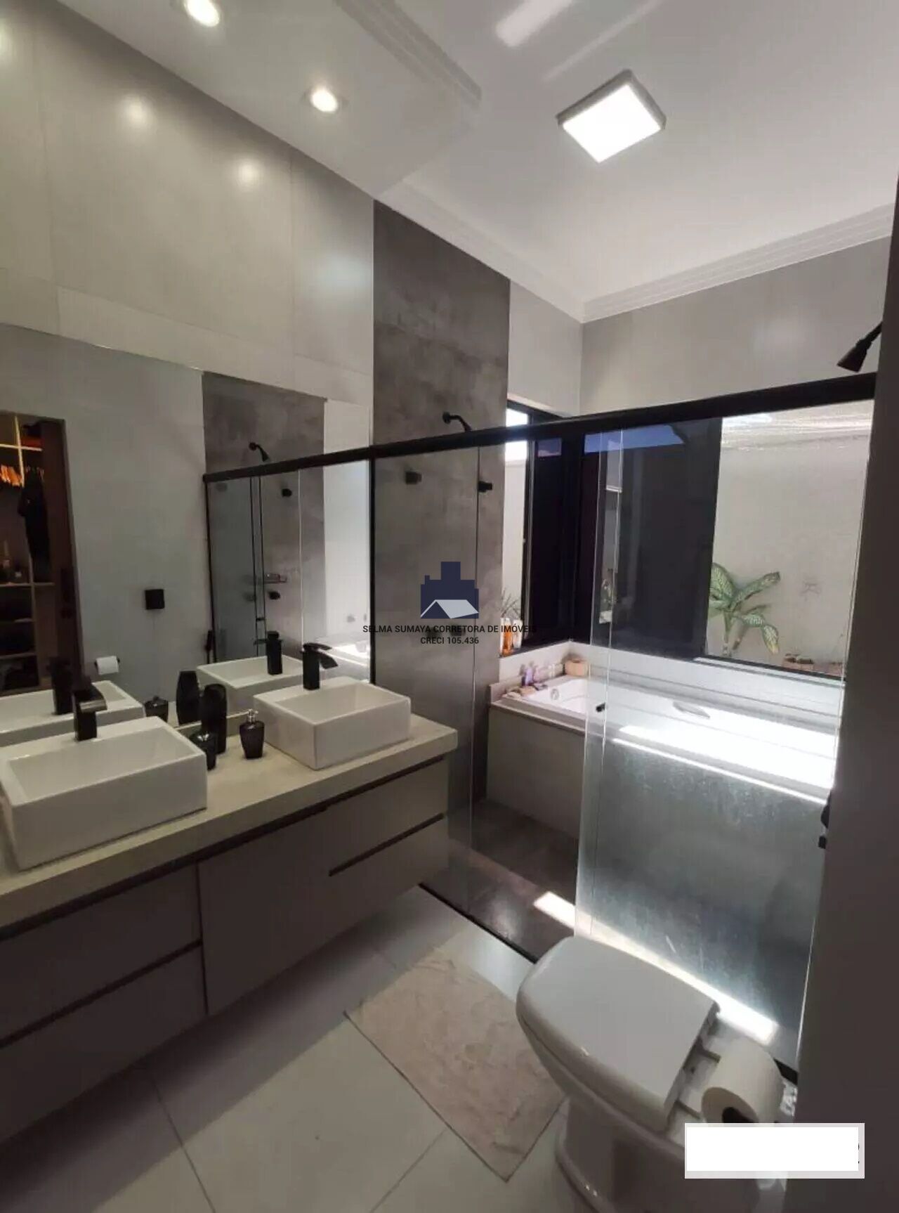 Casa de Condomínio com 4 quartos à venda, 240m² — foto 16 de 22