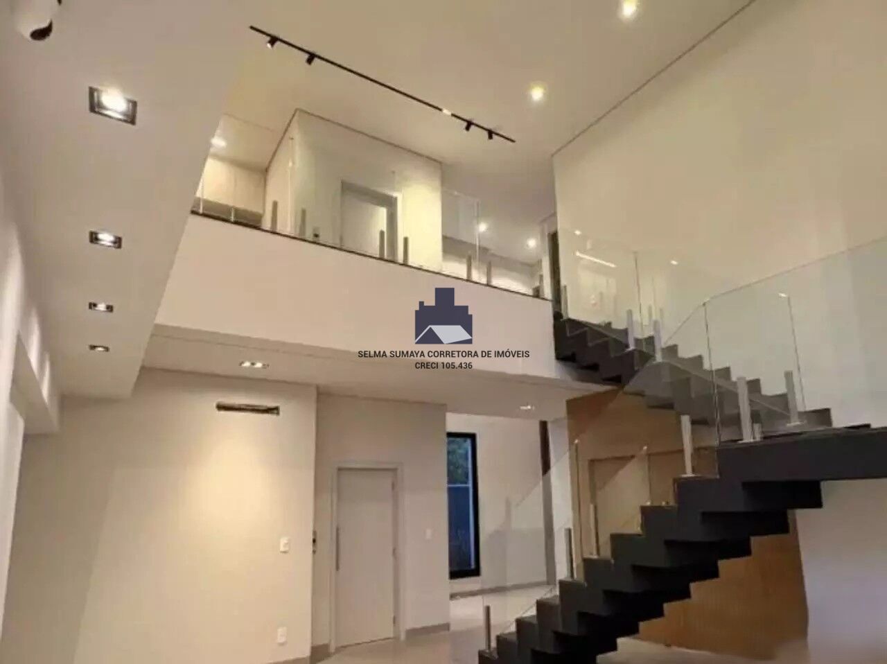 Casa de Condomínio com 3 quartos à venda, 409m² — foto 4 de 18