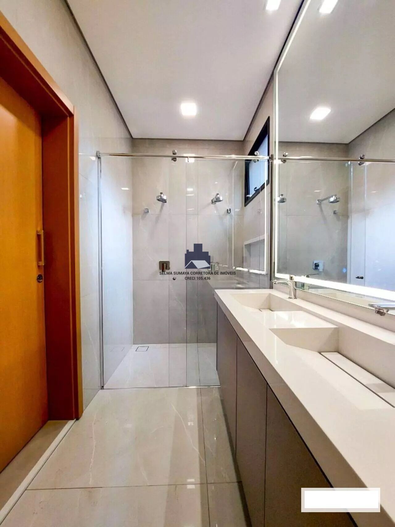 Casa de Condomínio com 3 quartos à venda, 200m² — foto 16 de 18