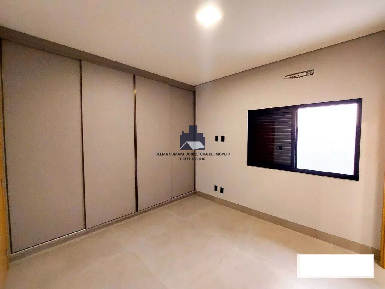 Casa de Condomínio com 3 quartos à venda, 200m² — foto 14 de 18