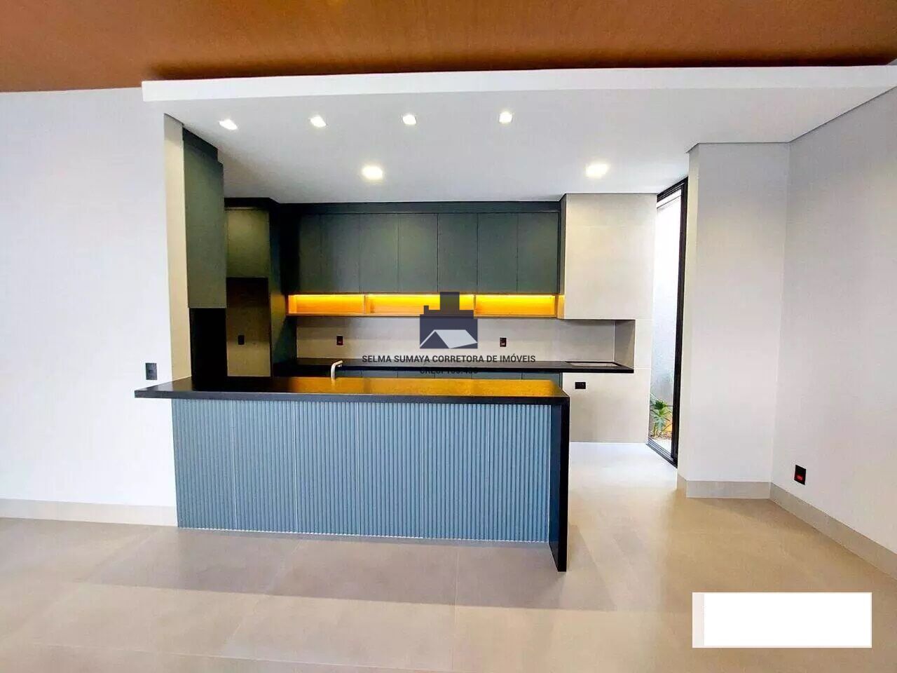 Casa de Condomínio com 3 quartos à venda, 200m² — foto 5 de 18