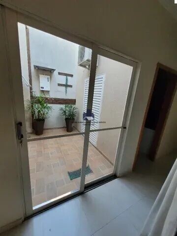Casa com 3 quartos à venda, 143m² — foto 11 de 15
