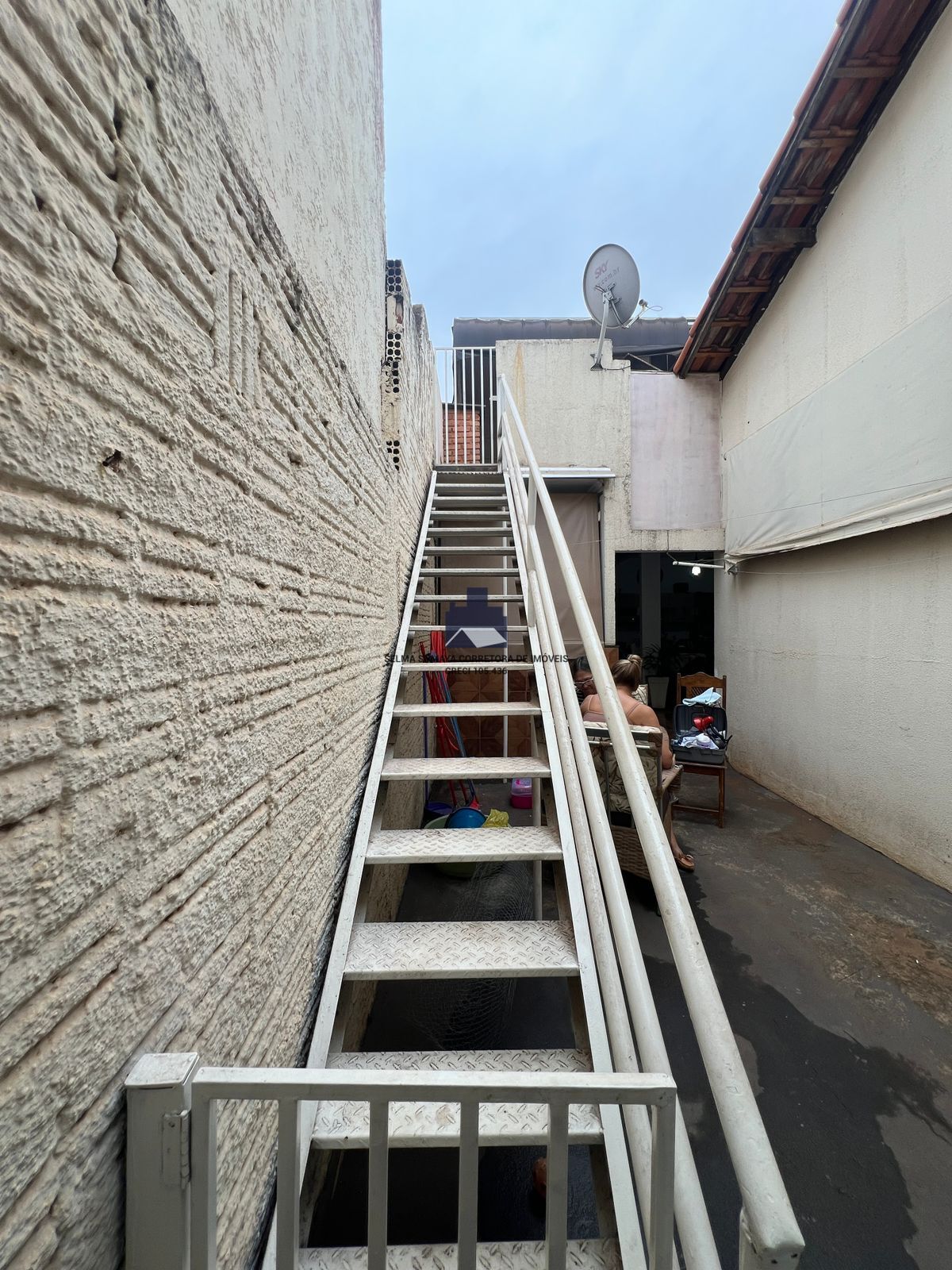 Casa com 3 quartos à venda, 220m² — foto 12 de 13