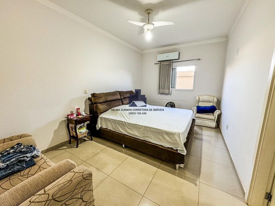 Casa de Condomínio com 4 quartos à venda, 270m² — foto 9 de 10
