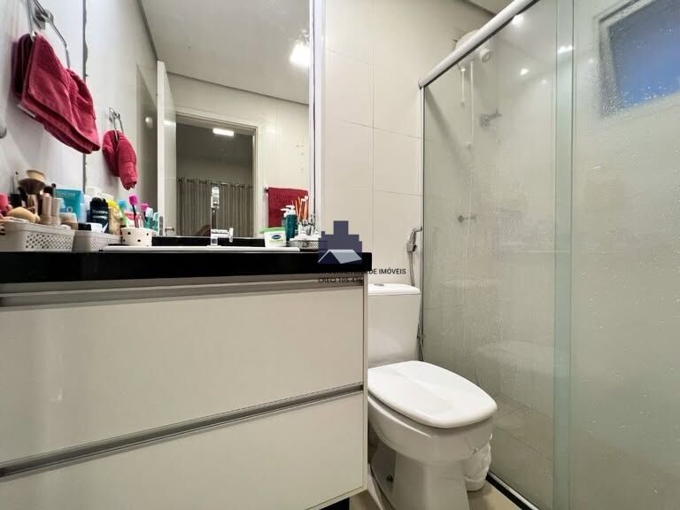 Apartamento com 2 quartos à venda, 70m² — foto 17 de 23