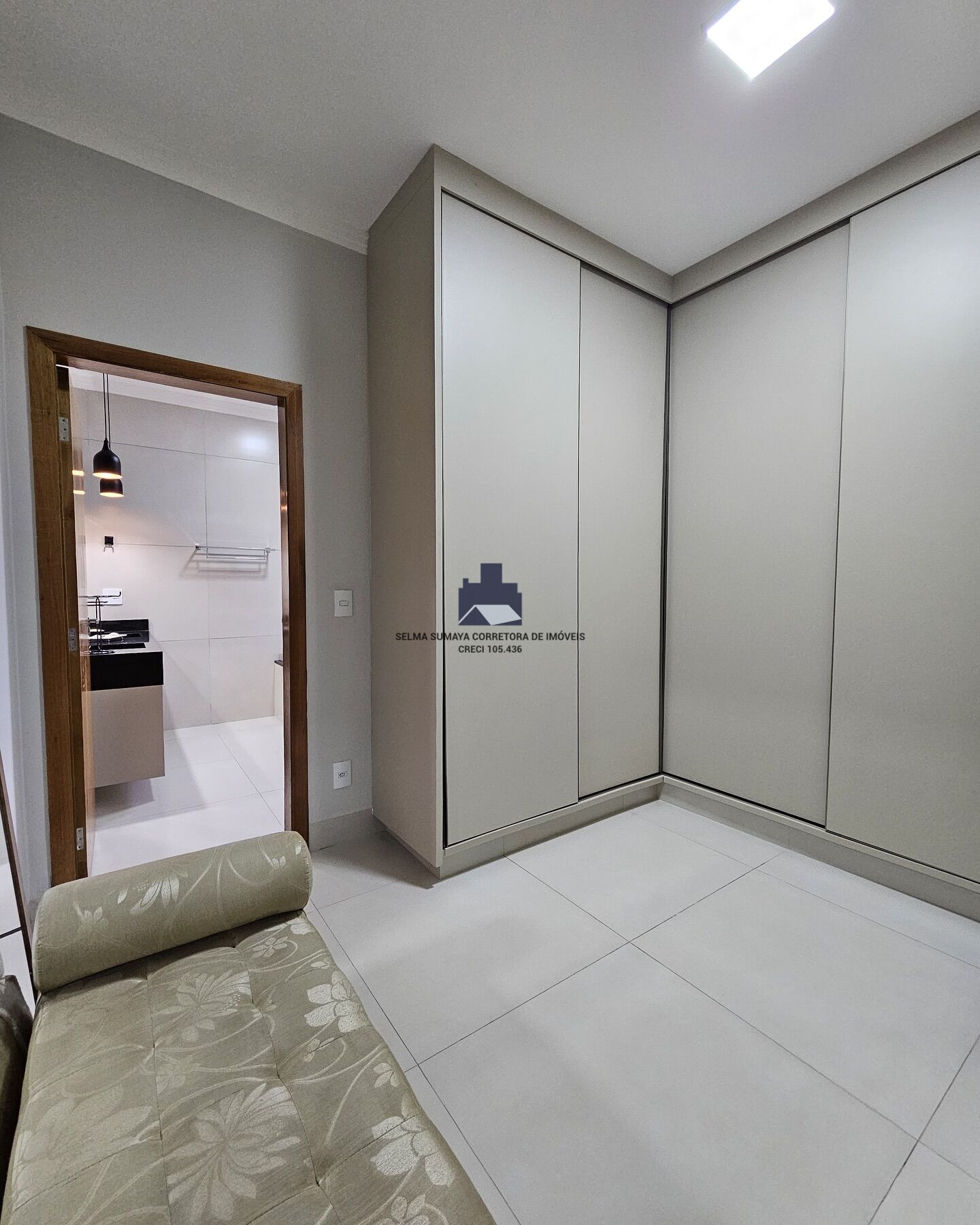 Casa de Condomínio com 3 quartos à venda, 226m² — foto 10 de 10
