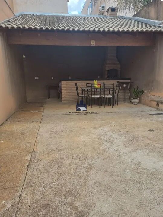 Casa com 3 quartos à venda, 250m² — foto 7 de 11