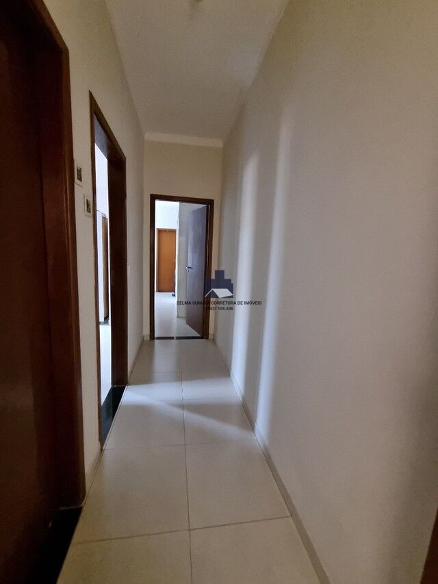 Casa com 3 quartos à venda, 250m² — foto 5 de 11
