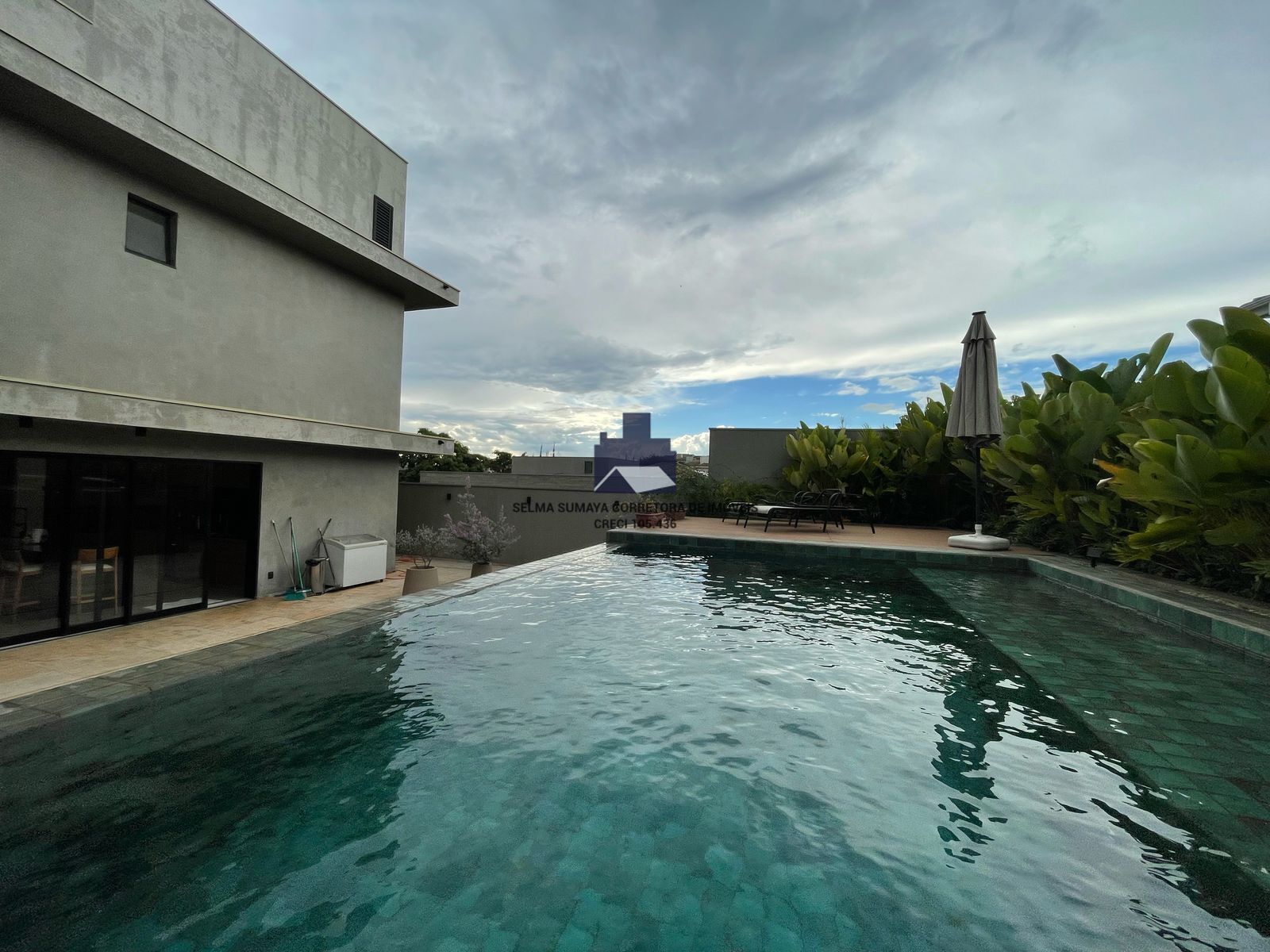 Casa de Condomínio com 2 quartos à venda, 280m² — foto 23 de 47