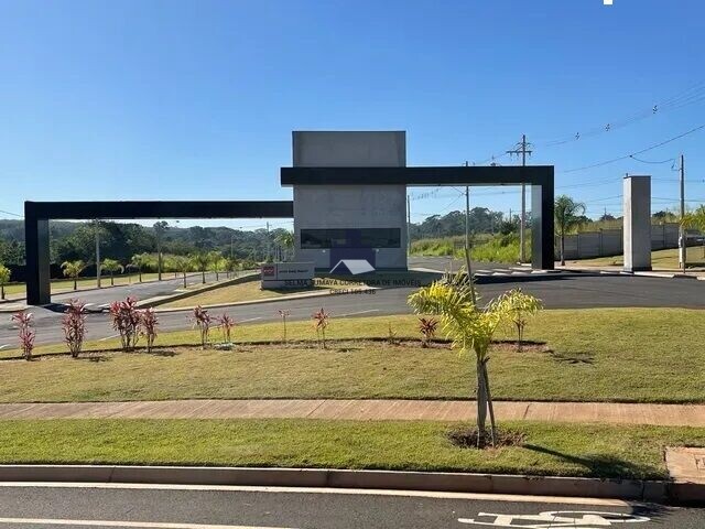 Terreno / Lote / Condomínio à venda, 302m² — foto 4 de 9