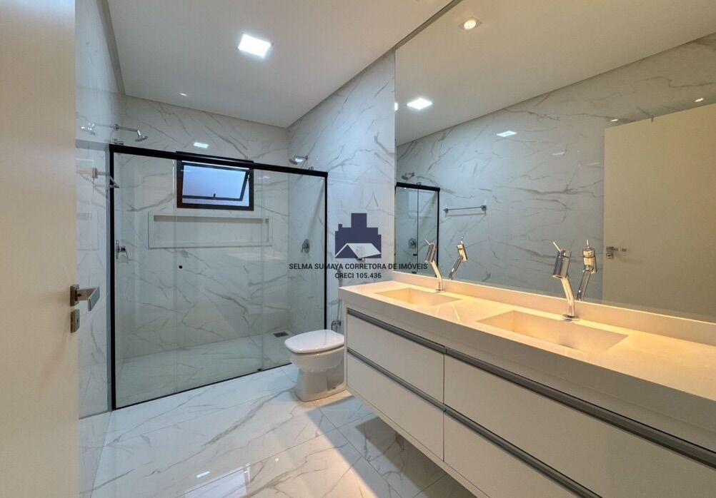 Casa de Condomínio com 3 quartos à venda, 250m² — foto 15 de 17