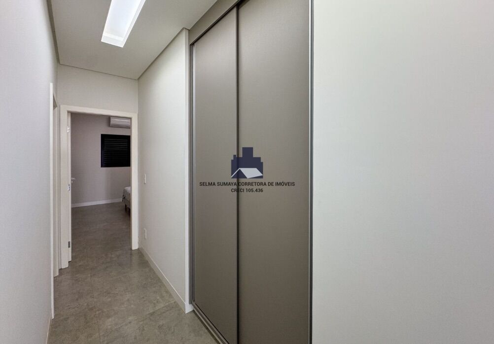 Casa de Condomínio com 3 quartos à venda, 250m² — foto 16 de 17