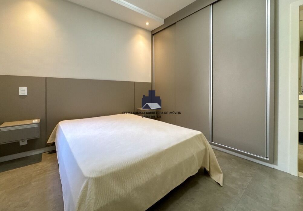 Casa de Condomínio com 3 quartos à venda, 250m² — foto 10 de 17