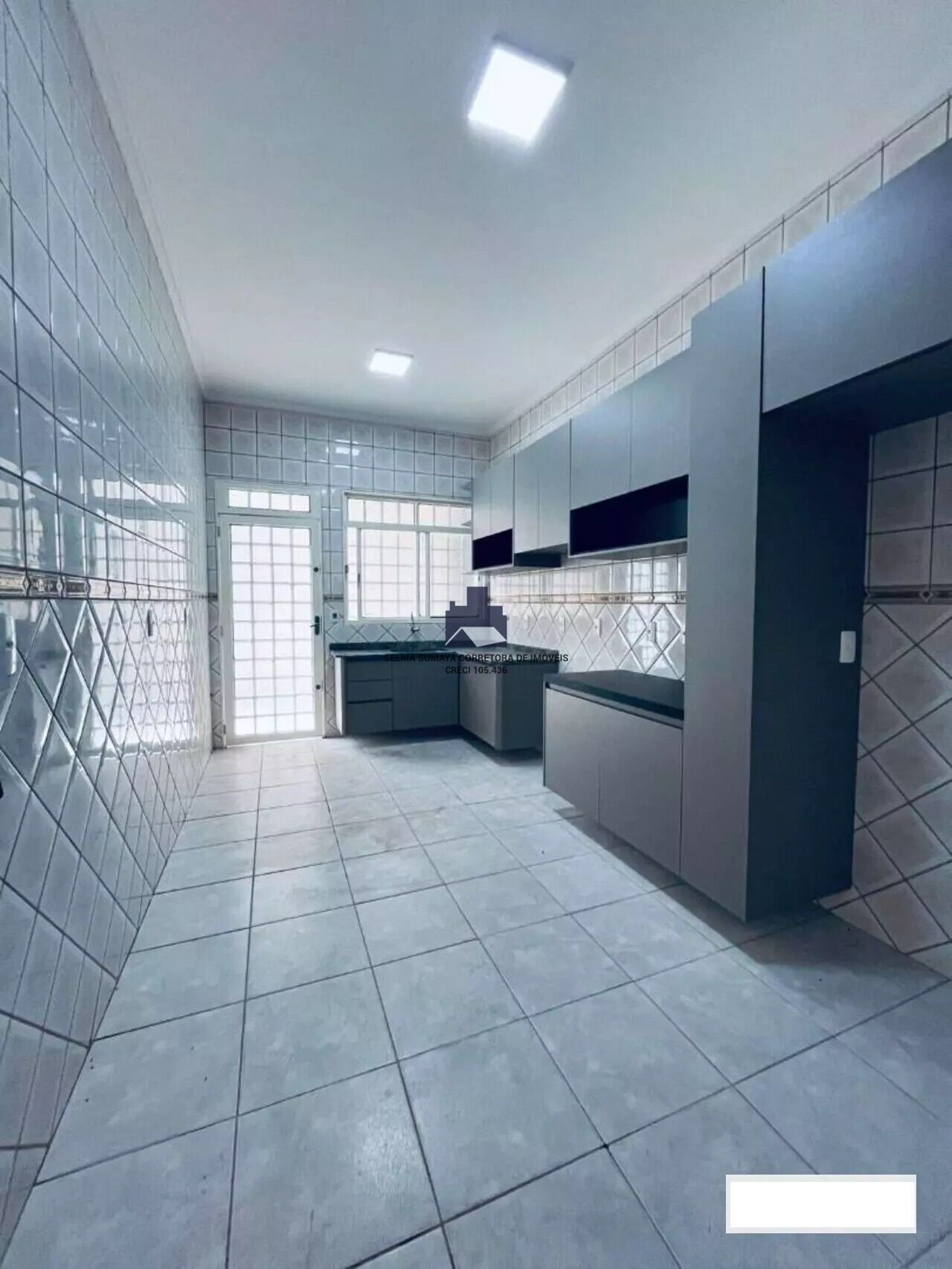 Casa com 4 quartos à venda, 270m² — foto 6 de 21