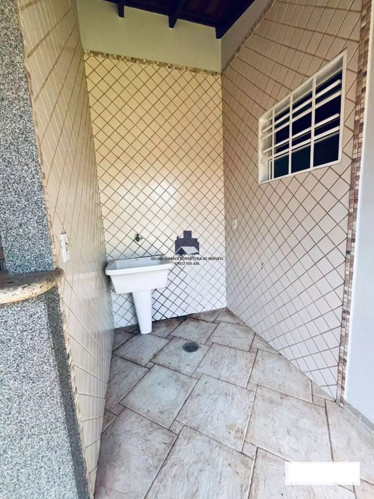 Casa com 4 quartos à venda, 270m² — foto 19 de 21