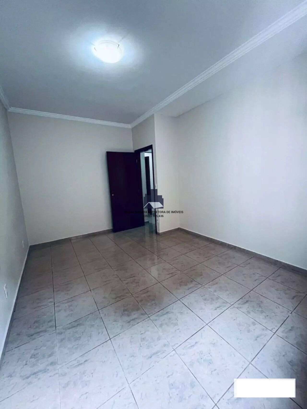 Casa com 4 quartos à venda, 270m² — foto 14 de 21