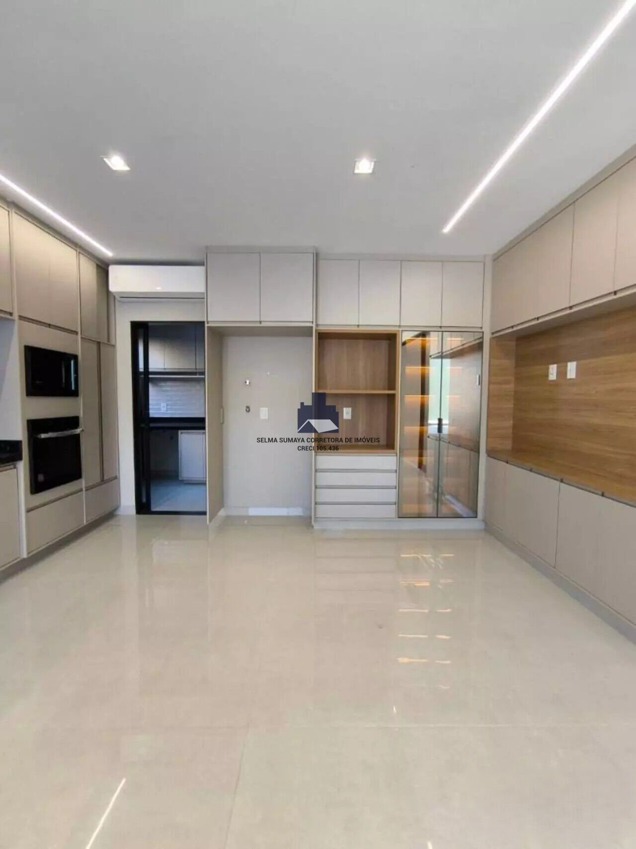 Casa de Condomínio com 3 quartos à venda, 241m² — foto 28 de 31