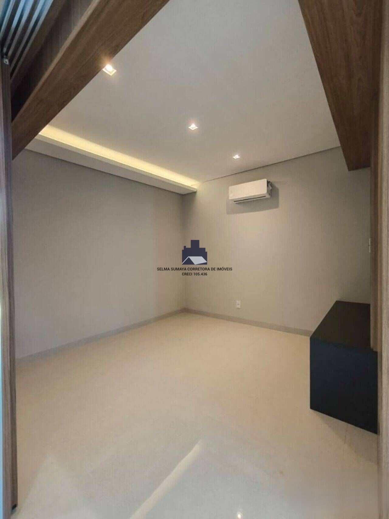 Casa de Condomínio com 3 quartos à venda, 241m² — foto 12 de 31