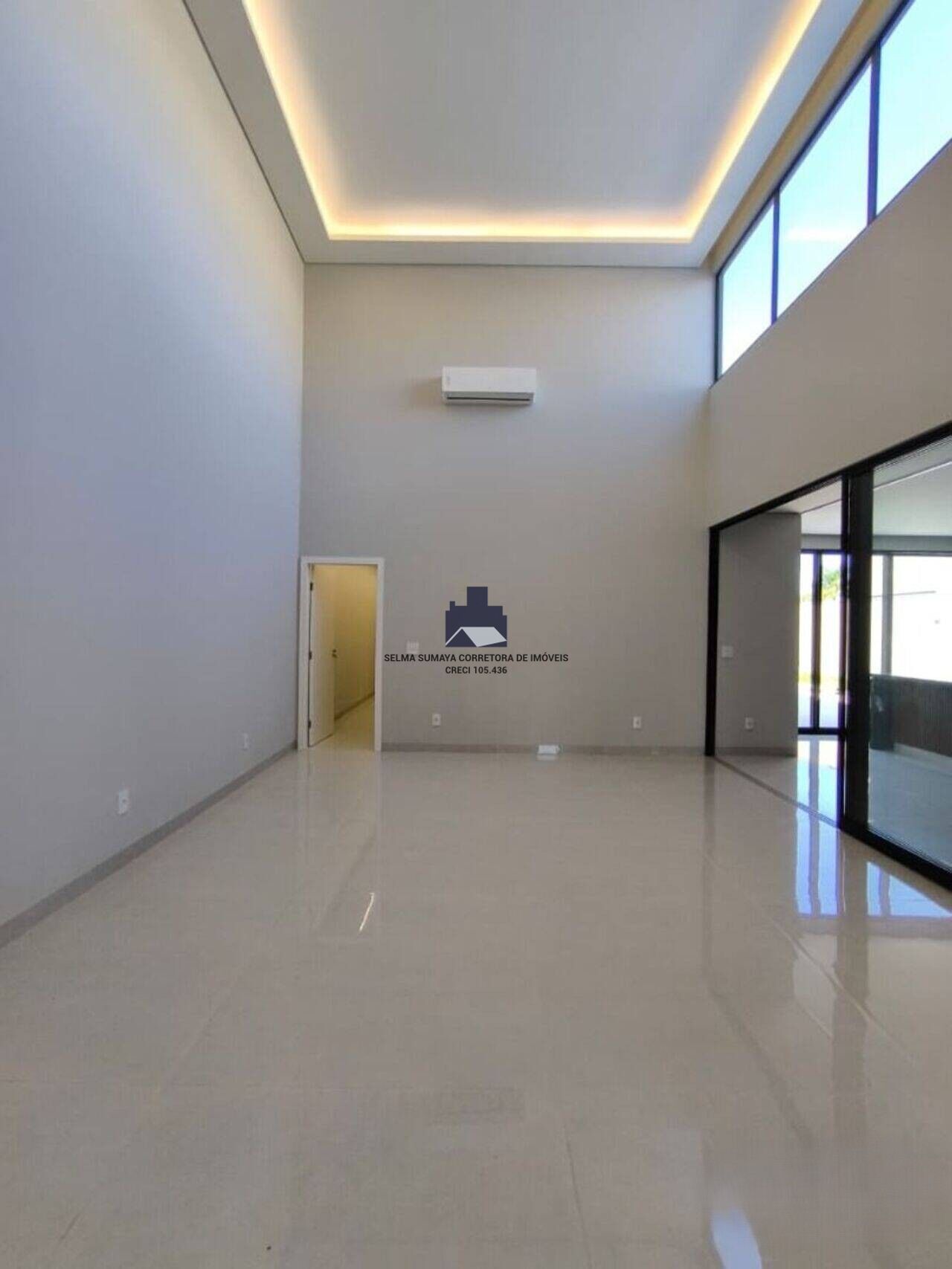 Casa de Condomínio com 3 quartos à venda, 241m² — foto 15 de 31