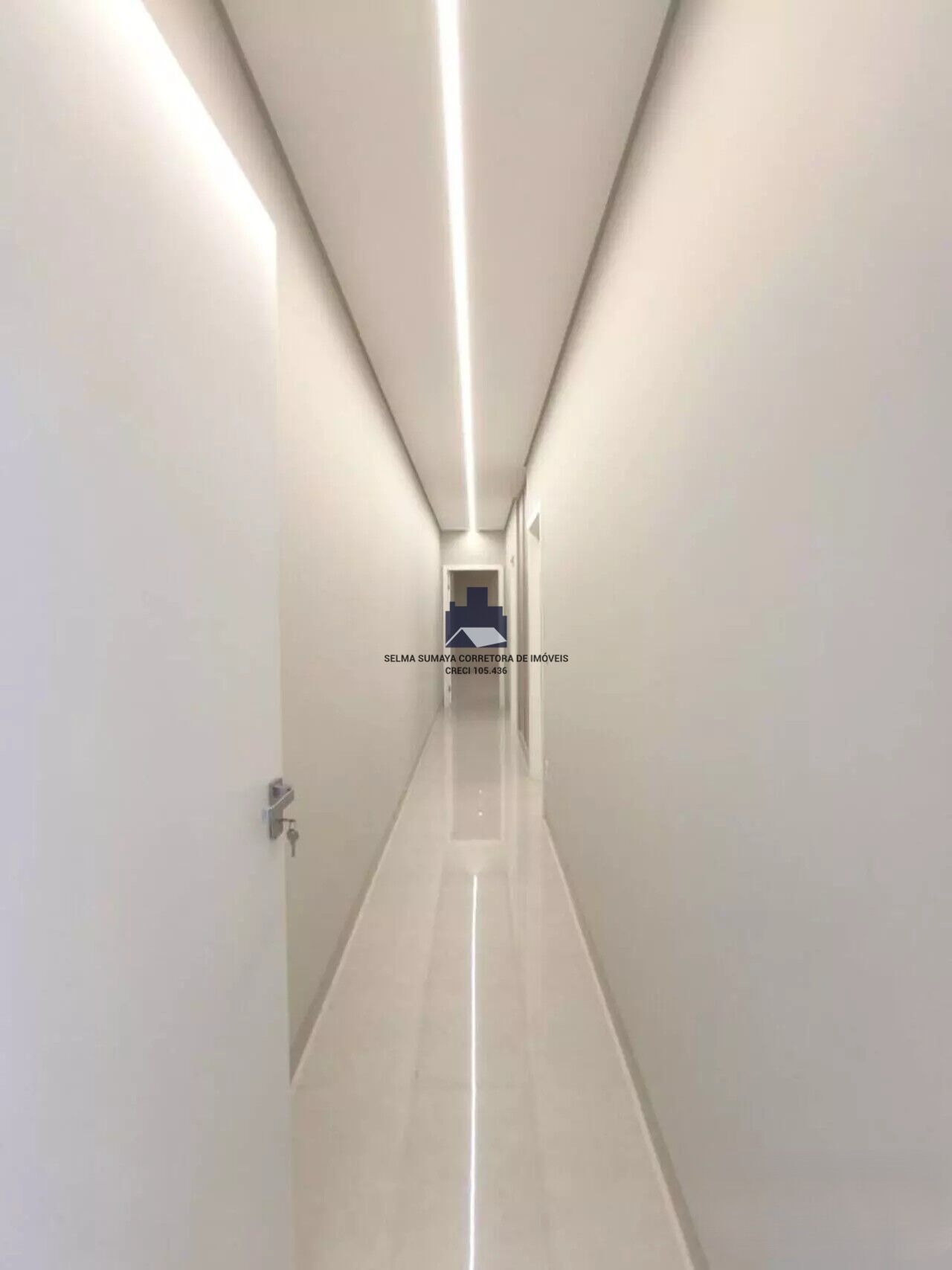 Casa de Condomínio com 3 quartos à venda, 241m² — foto 21 de 31