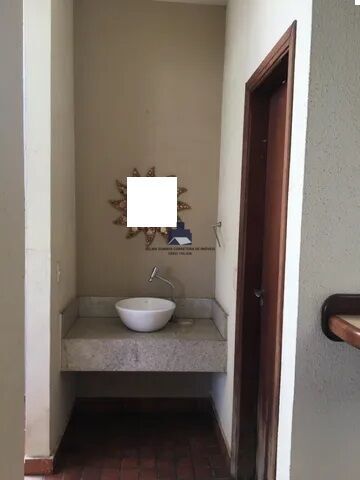 Casa com 3 quartos à venda, 365m² — foto 4 de 11