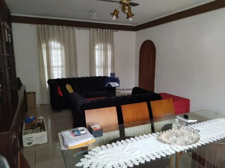 Casa com 3 quartos à venda, 340m² — foto 20 de 23