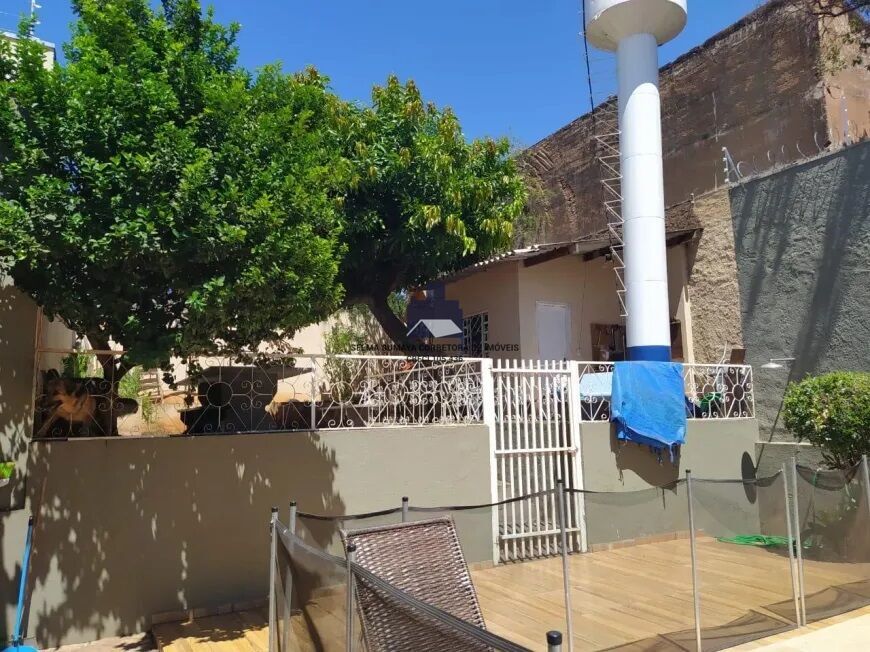 Casa com 3 quartos à venda, 340m² — foto 11 de 23