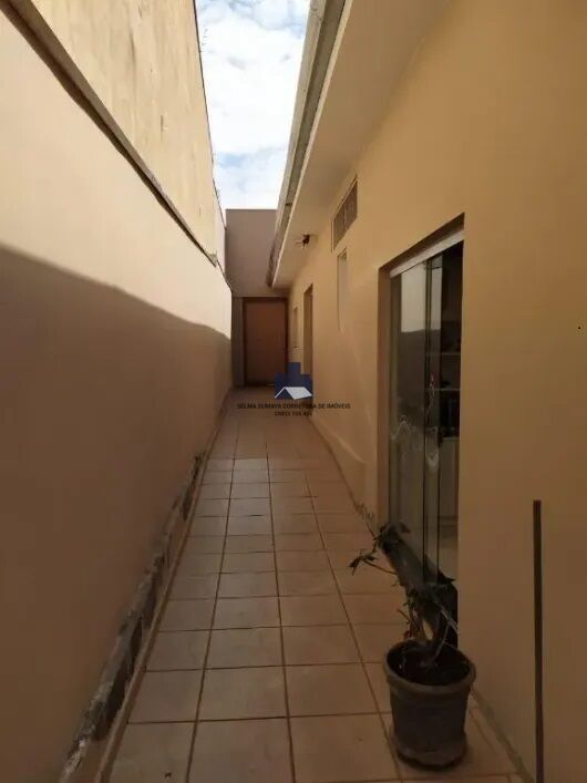 Casa com 3 quartos à venda, 340m² — foto 13 de 23