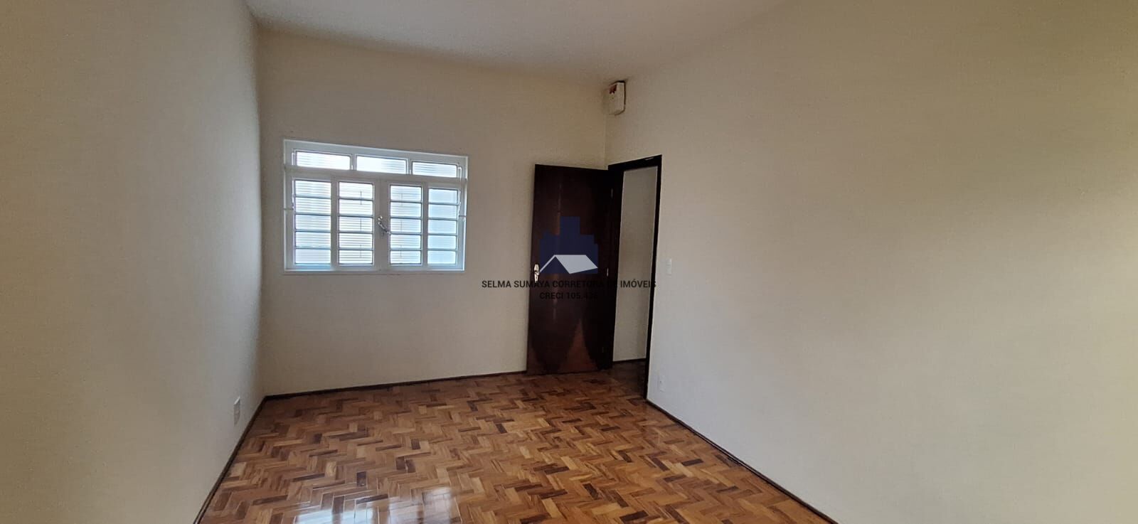 Casa com 3 quartos à venda, 200m² — foto 7 de 28