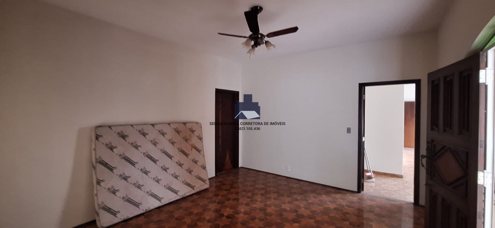 Casa com 3 quartos à venda, 200m² — foto 8 de 28