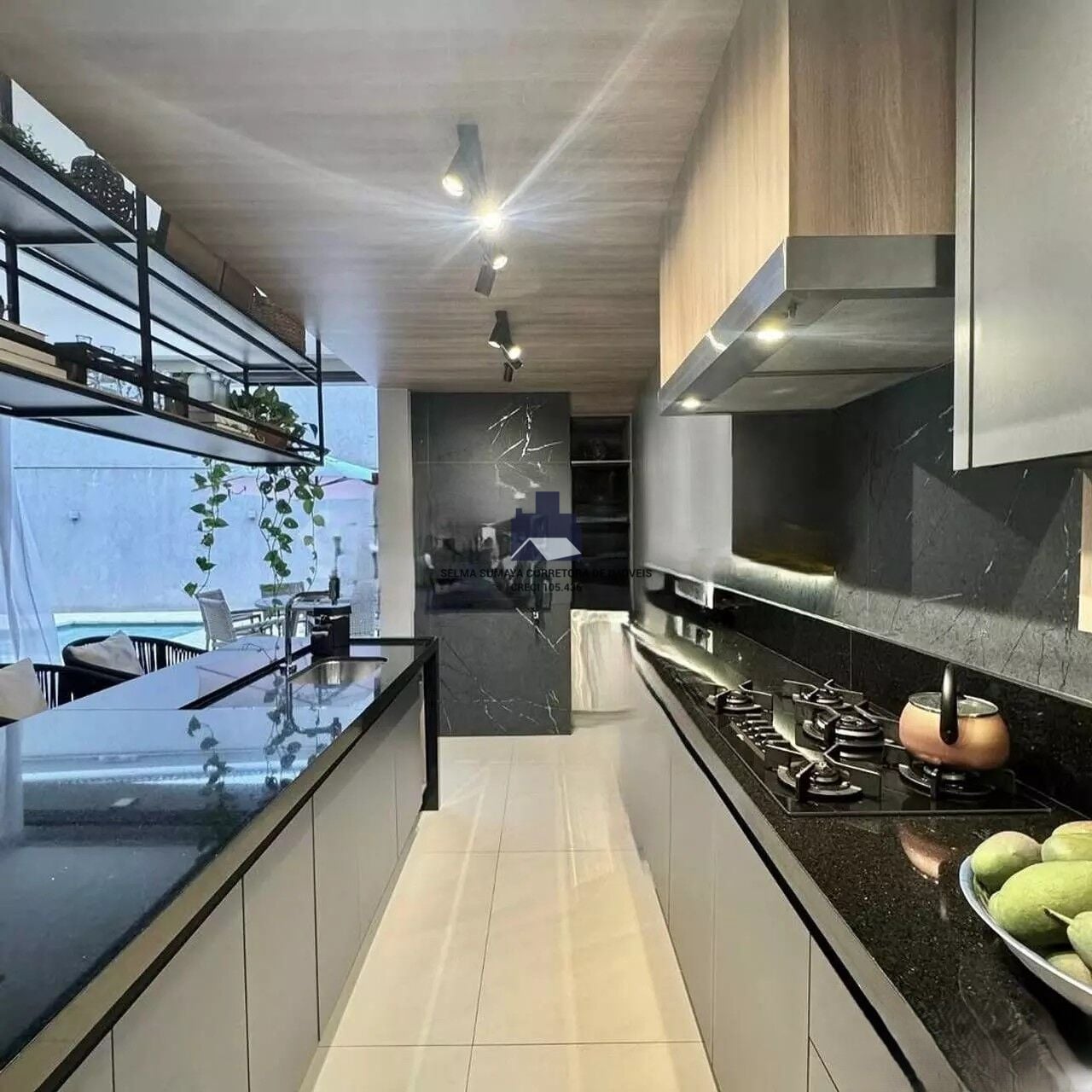 Casa de Condomínio com 4 quartos à venda, 500m² — foto 7 de 10