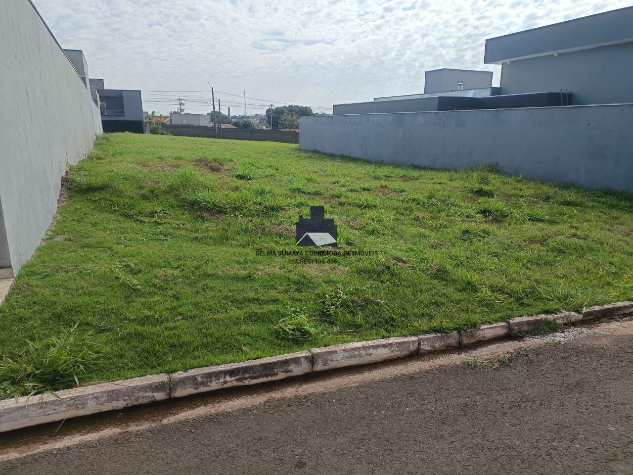 Terreno / Lote / Condomínio à venda, 450m² — foto 4 de 19