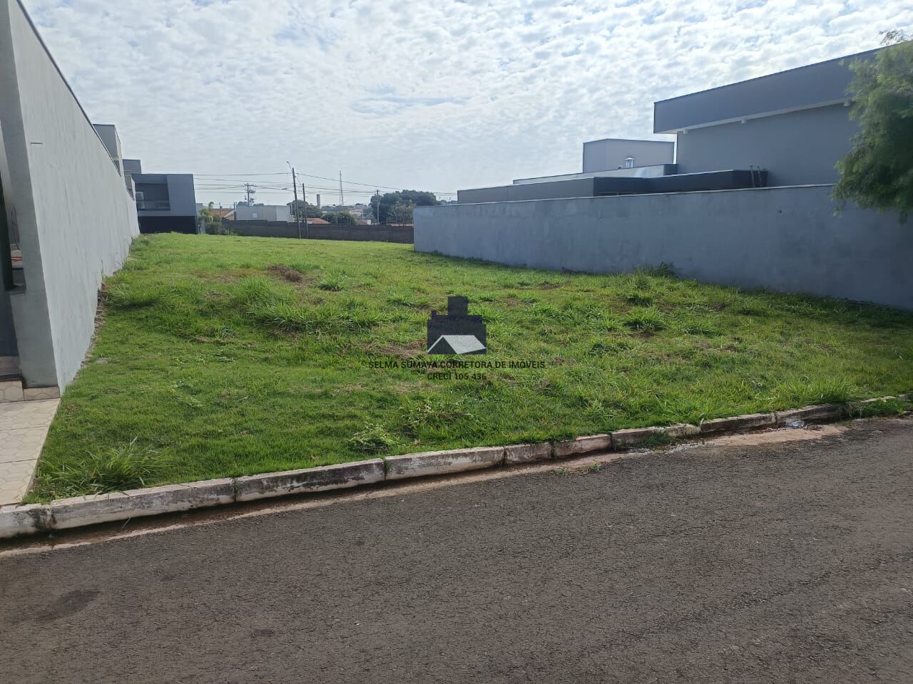 Terreno / Lote / Condomínio à venda, 450m² — foto 12 de 19