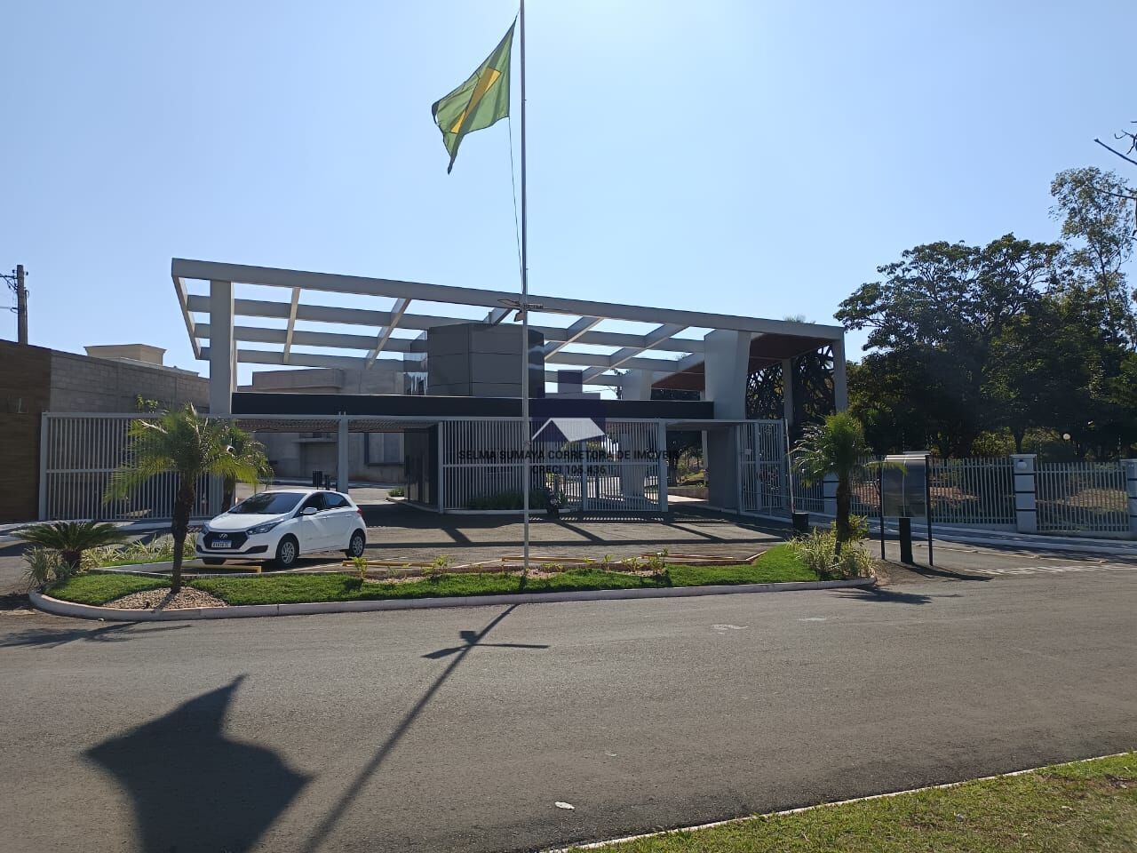 Terreno / Lote / Condomínio à venda, 450m² — foto 18 de 19
