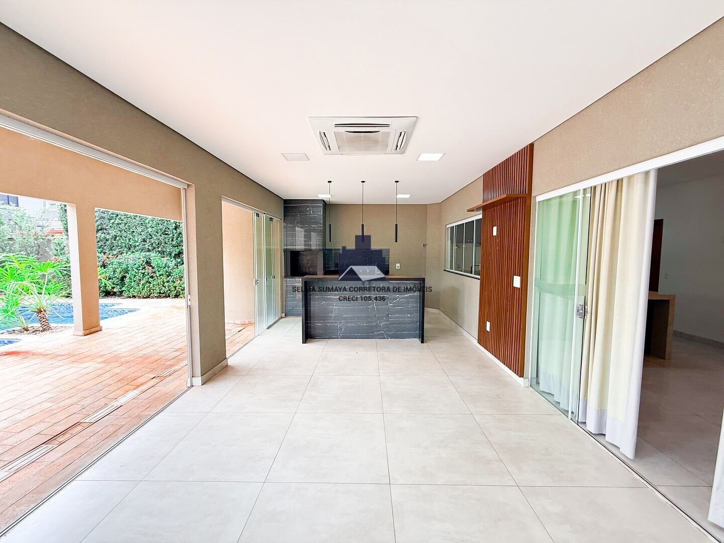 Casa de Condomínio com 3 quartos à venda, 235m² — foto 8 de 20
