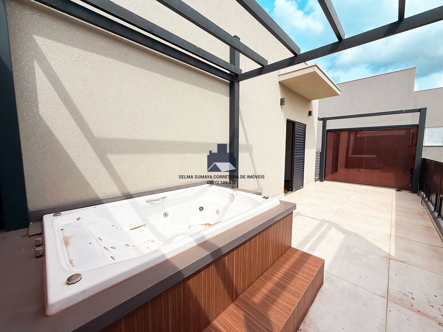 Casa de Condomínio com 3 quartos à venda, 235m² — foto 12 de 20