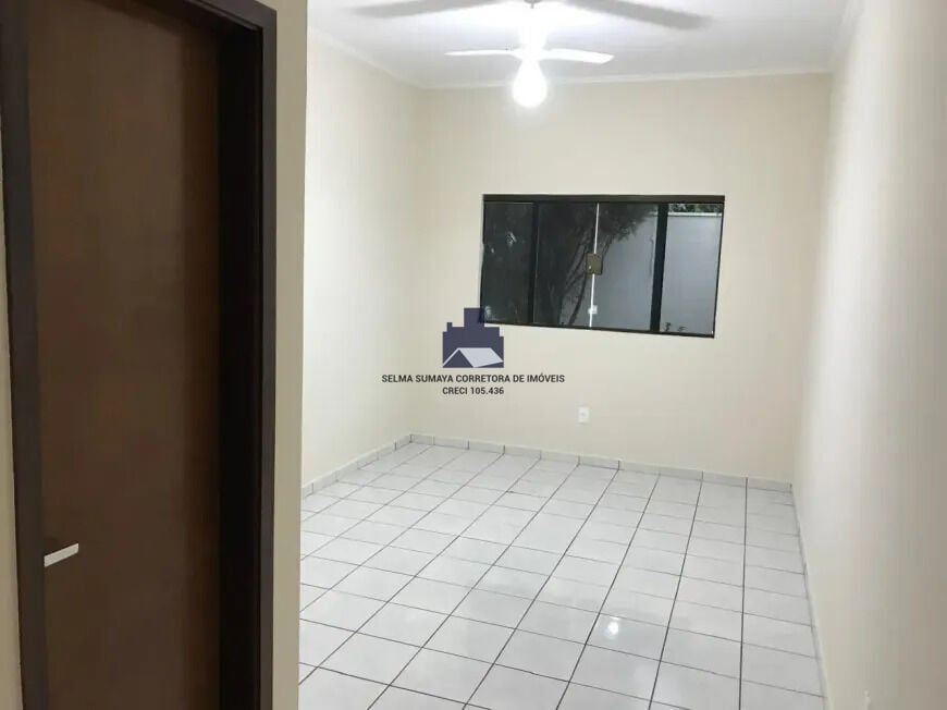 Casa com 3 quartos à venda, 230m² — foto 19 de 24