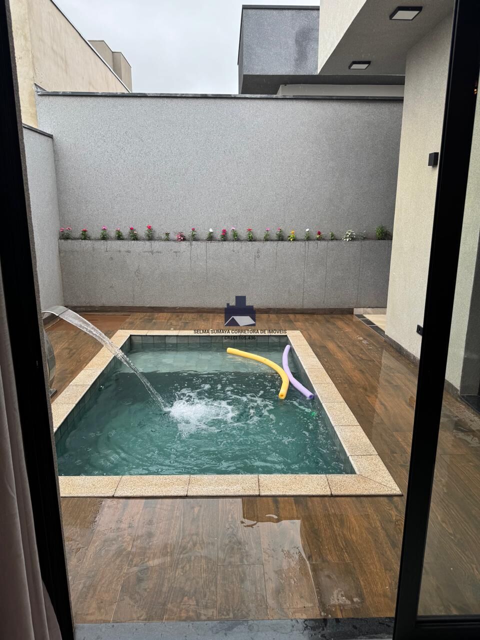Casa de Condomínio com 3 quartos à venda, 176m² — foto 13 de 29