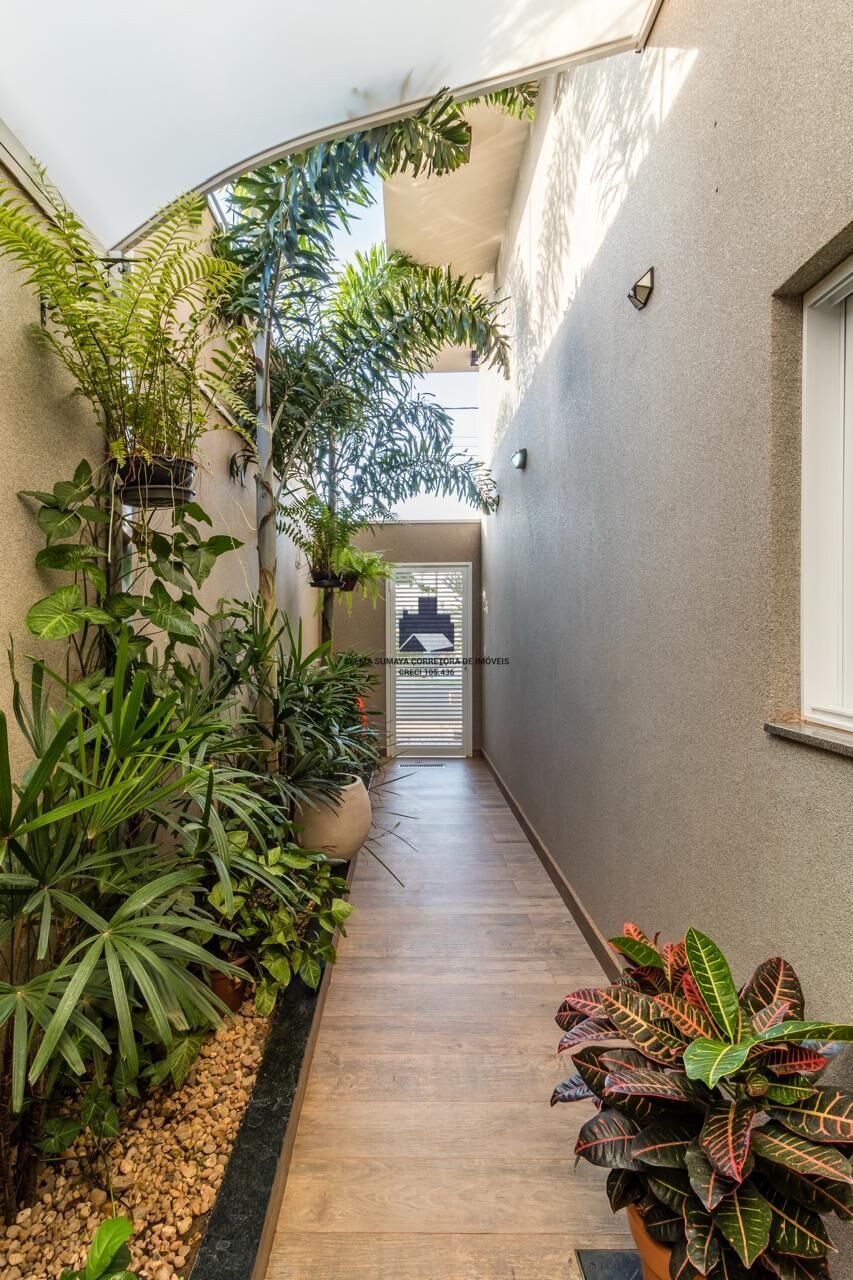 Casa de Condomínio com 3 quartos à venda, 242m² — foto 23 de 27